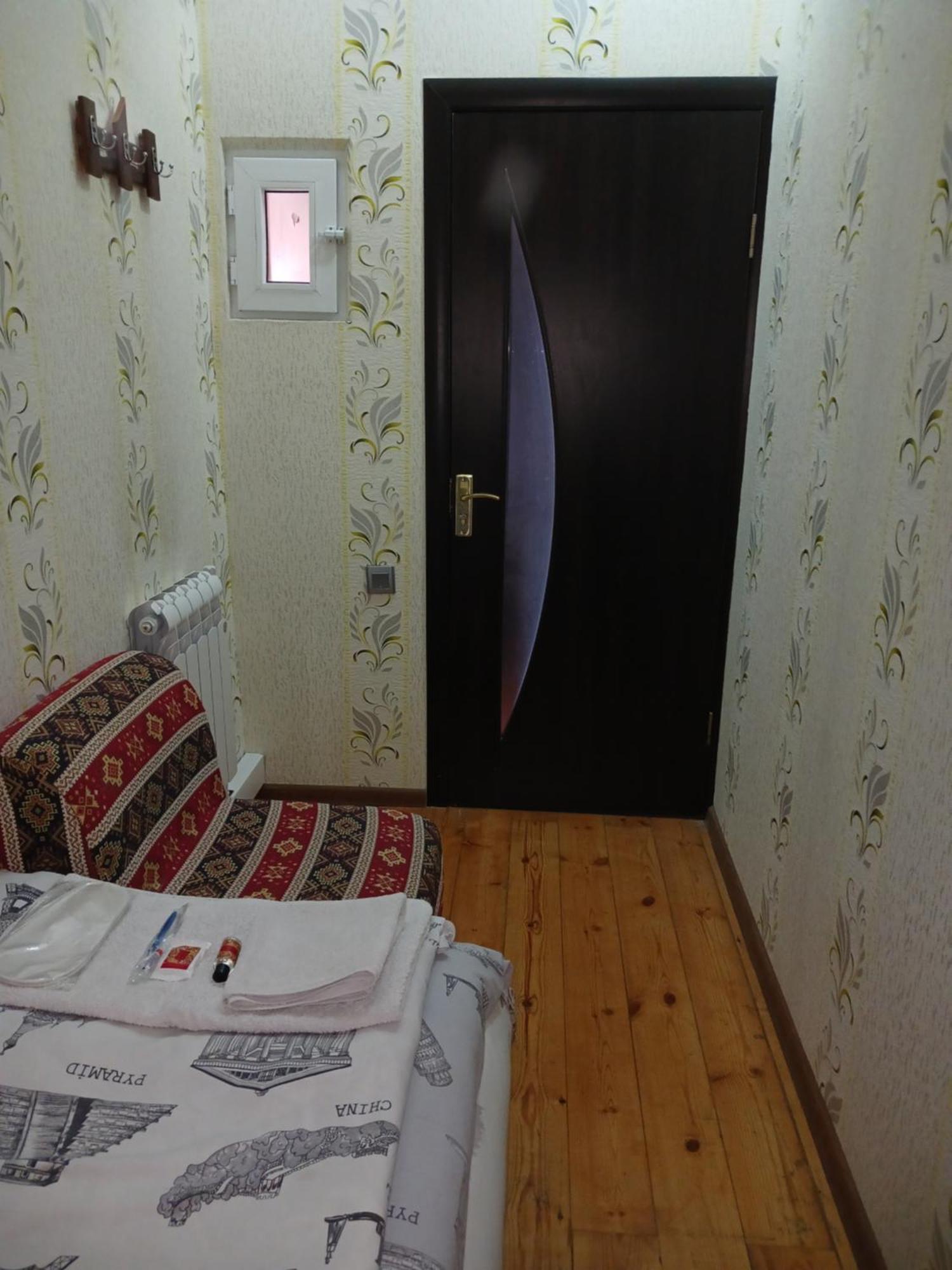 Cth-Baku-Hostel Exterior foto